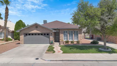 1916 Sun Tide Dr, El Paso, TX 79938