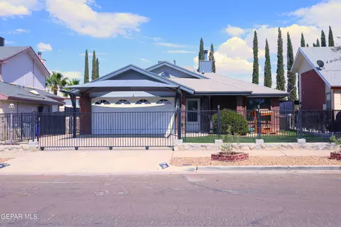 2440 Nancy Mcdonad Dr, El Paso, TX 79936