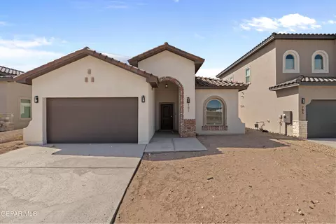 781 Cedarwood Dr, El Paso, TX 79928