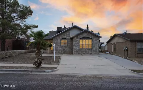 11753 Bell Tower Dr, El Paso, TX 79936