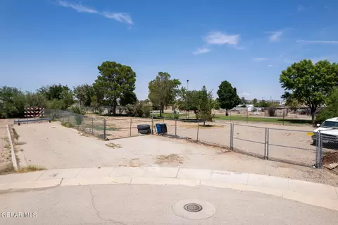 1817 Por Fin Ln, El Paso, TX 79907