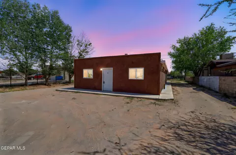 14760 Marvin Ln, El Paso, TX 79938