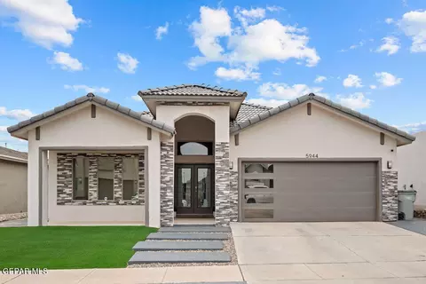 5944 Hidden Arbor Dr, El Paso, TX 79924