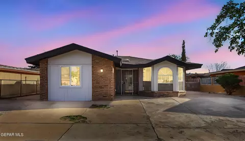 8433 Independence Dr, El Paso, TX 79907