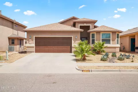4932 Adrian Campos St, El Paso, TX 79938