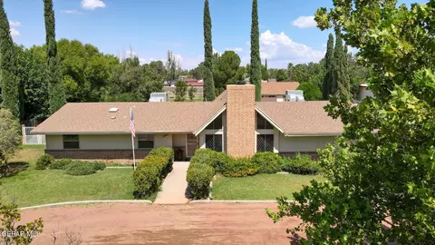 5440 La Estancia Cir, El Paso, TX 79932