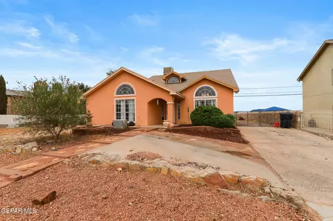 1602 Banker Rd, Canutillo, TX 79835