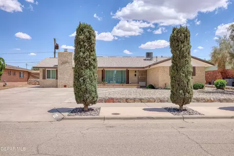 3020 Cork Dr, El Paso, TX 79925