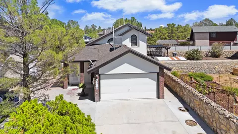 3210 Arrambide St, El Paso, TX 79936