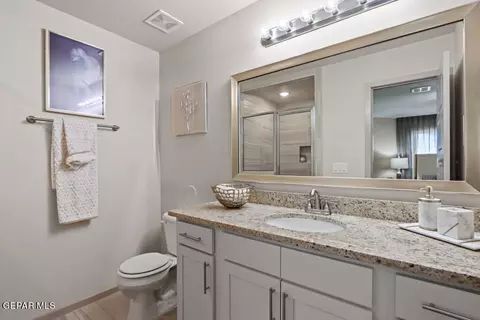 Bath - 15032 Function Ave, El Paso, TX 79938 photo 5 of 8