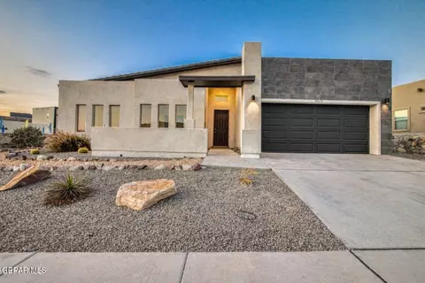 7431 Cimarron Gap Dr, El Paso, TX 79911