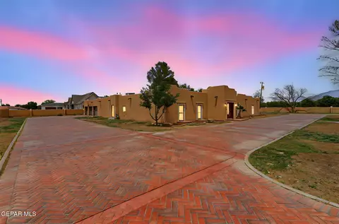 1067 Gardner Rd, El Paso, TX 79932
