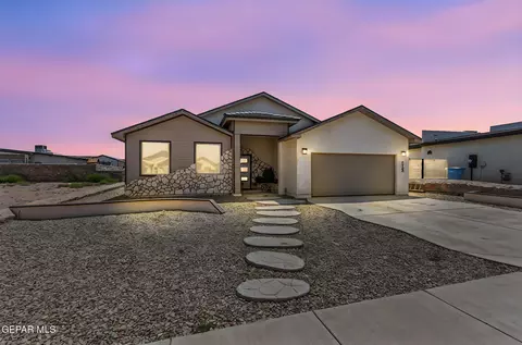 912 Jimson Weed Dr, Socorro, TX 79927
