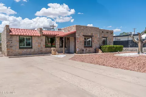 3711 N Stanton St, El Paso, TX 79902