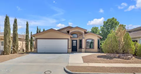 14720 Far View Ct, Horizon City, TX 79928
