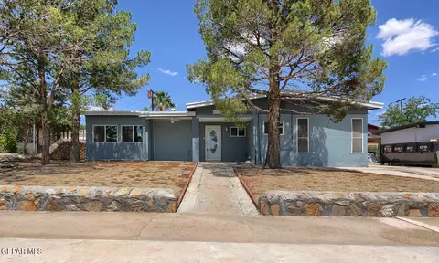 6247 Arapaho Rd, El Paso, TX 79905