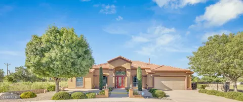 1057 Maximo St, El Paso, TX 79932