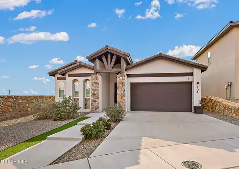 201 Anglesy Pl, El Paso, TX 79928