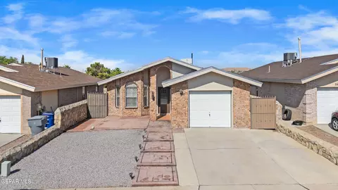 1695 Saint Paul Pl, El Paso, TX 79936