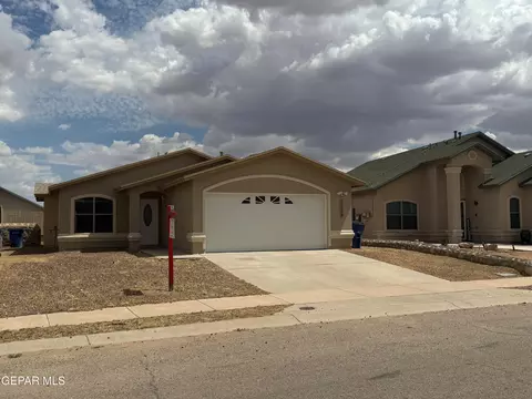 11968 Mesquite Lake Ln, El Paso, TX 79934