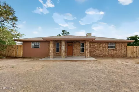14910 Margaret Jean Dr, El Paso, TX 79938