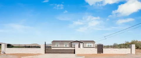 5642 Jm Browning St, El Paso, TX 79938