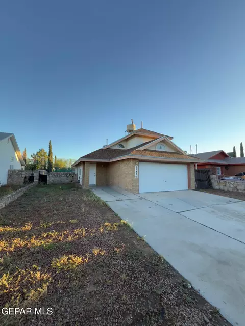 11881 Snow Hawk Dr, El Paso, TX 79936