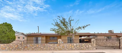 8304 Mount Scott Dr, El Paso, TX 79904