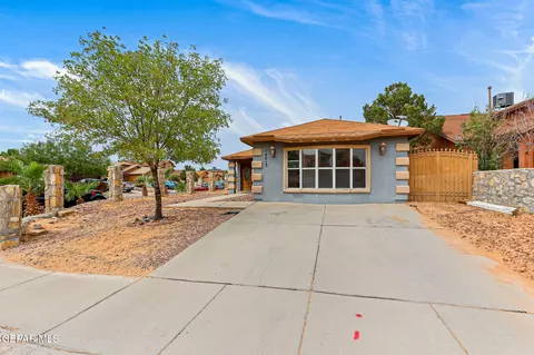 14013 Tierra Halcon Dr, El Paso, TX 79938