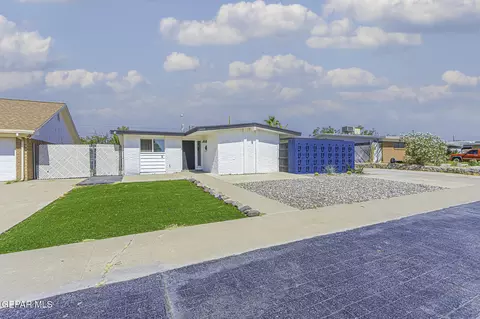 2425 Fir Street St, El Paso, TX 79925