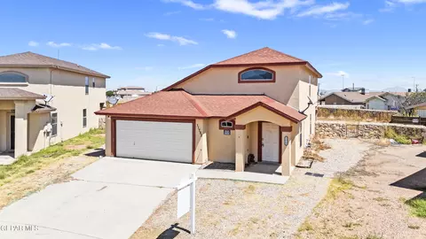 11752 Autumn Wheat Dr, El Paso, TX 79934