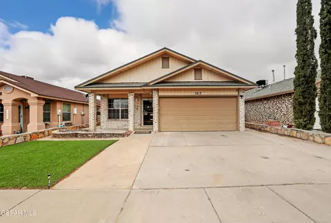 3217 Manny Aguilera Dr, El Paso, TX 79936