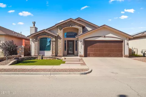 12621 Azulejos St, El Paso, TX 79928
