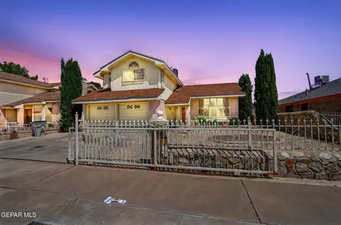 2900 Gilberto Avila St, El Paso, TX 79936