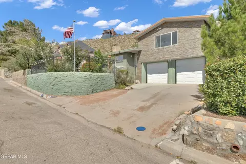 3210 Piedmont Dr, El Paso, TX 79902