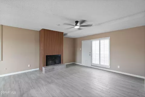 6700 Escondido Dr #A5, El Paso, TX 79912