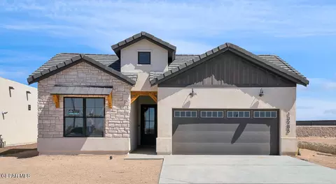 13285 Coldham St, Horizon City, TX 79928