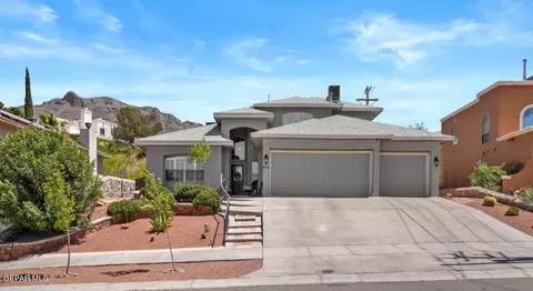 852 Via Descanso Dr, El Paso, TX 79912
