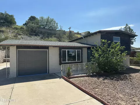 144 Mardi Gras Dr, El Paso, TX 79912