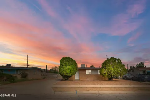 5713 Edinburg Dr, El Paso, TX 79924