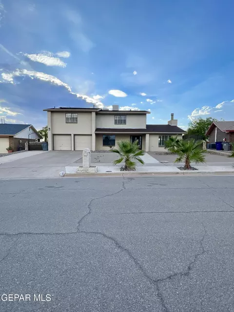 1393 Vista Granada Dr, El Paso, TX 79936