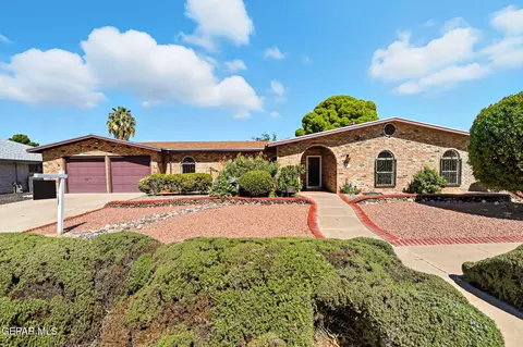 10233 Byway Dr, El Paso, TX 79925