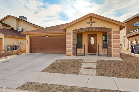 2305 Honey Dew Dr St, El Paso, TX 79938