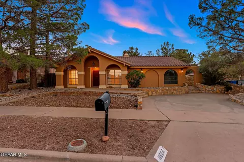 11604 Cedar Crest Dr, El Paso, TX 79936