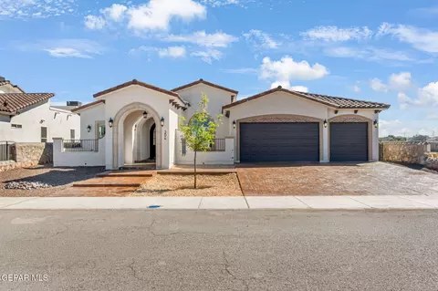 304 Rio Del Rancho Ct, El Paso, TX 79932