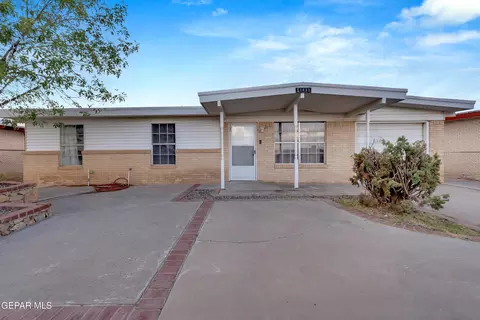 10433 Alcan St, El Paso, TX 79924