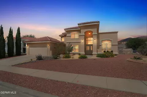 6371 Franklin Summit Dr, El Paso, TX 79912