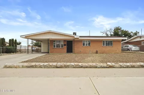 2736 Dunoon Dr, El Paso, TX 79925