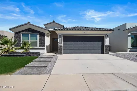 938 Yeldon Pl, El Paso, TX 79928