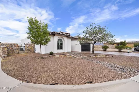 5801 Rannerdale Ct, Santa Teresa, NM 88008